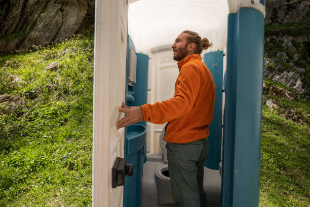 Best Portable restroom trailer rental  in Mooresville, IN